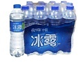 冰露10年不换包装，瓶身一捏就软,为何能玩转亲民市场？