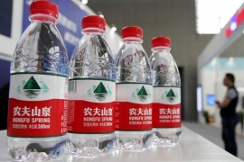 怡宝、百岁山背后，中国瓶盖巨一年卖出150亿个