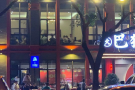 实地探访“网红”无人自助火锅，为何叫好不叫座？