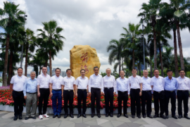 王明凡委员随全国政协委员视察团视察粤港澳合作发展平台建设