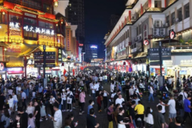 为了让你排队，长沙的网红品牌们机关算尽