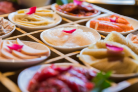 预制“年夜饭”走俏，监管也要“预置”