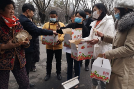 漯河市九三学社：科技助农爱心购菇,托起农民的致富梦