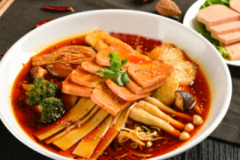 东北，“统治”麻辣烫江湖